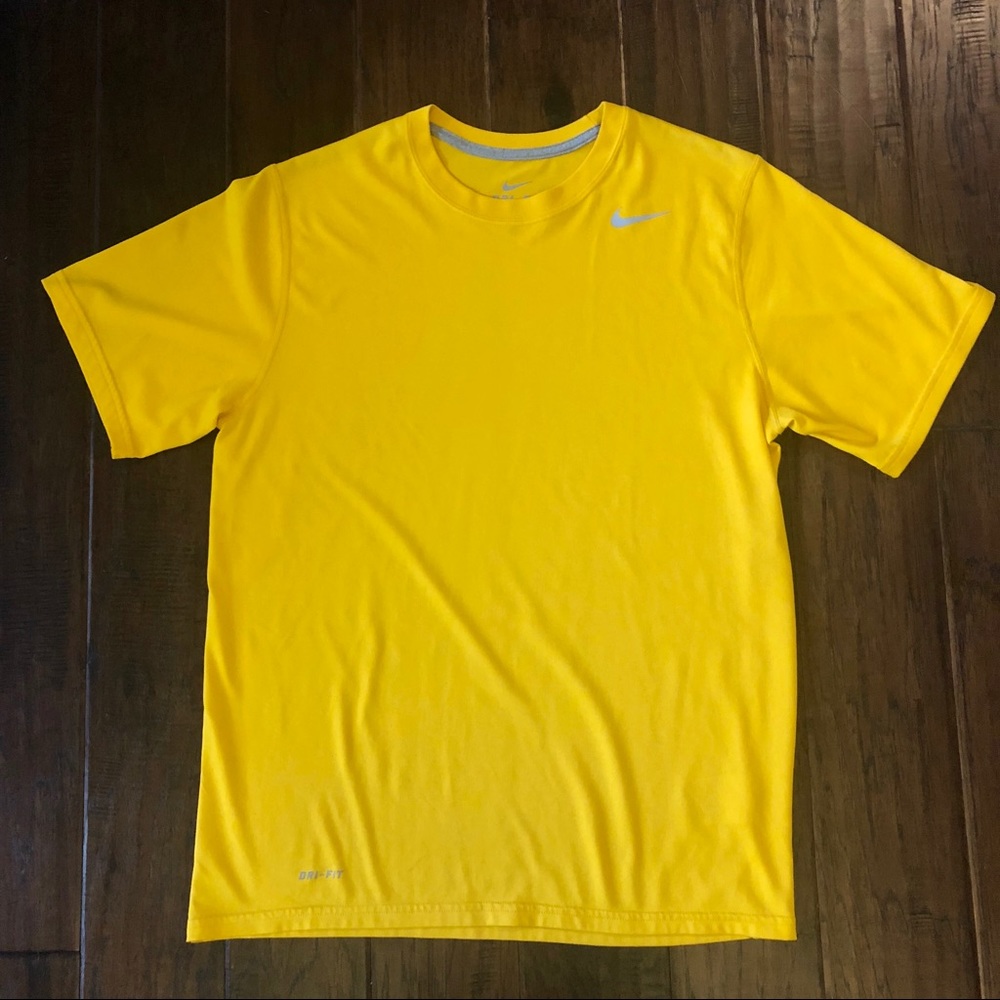 ‼️5/25‼️Nike Dri-Fit t-shirt
